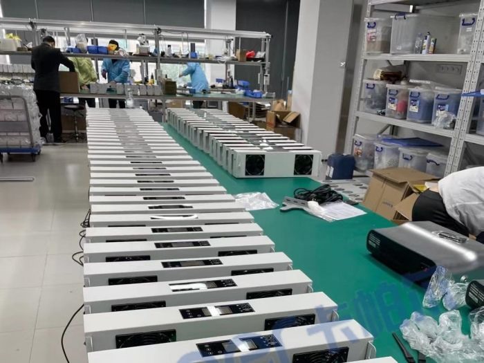 第六代離子風(fēng)機(jī)生產(chǎn)線